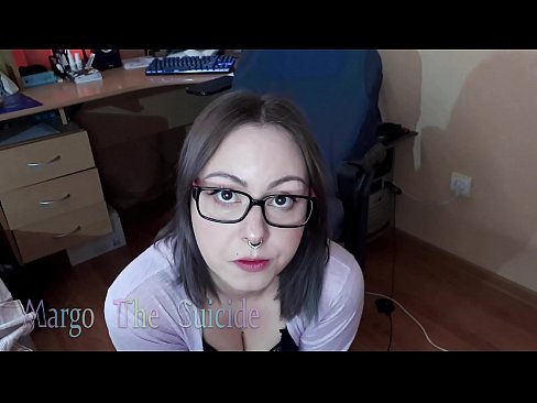 ❤️ Seksikas prillidega tüdruk imeb dildot sügavalt kaamera ette ️ Pornovideo at et.pornoboden.ru ❌❤